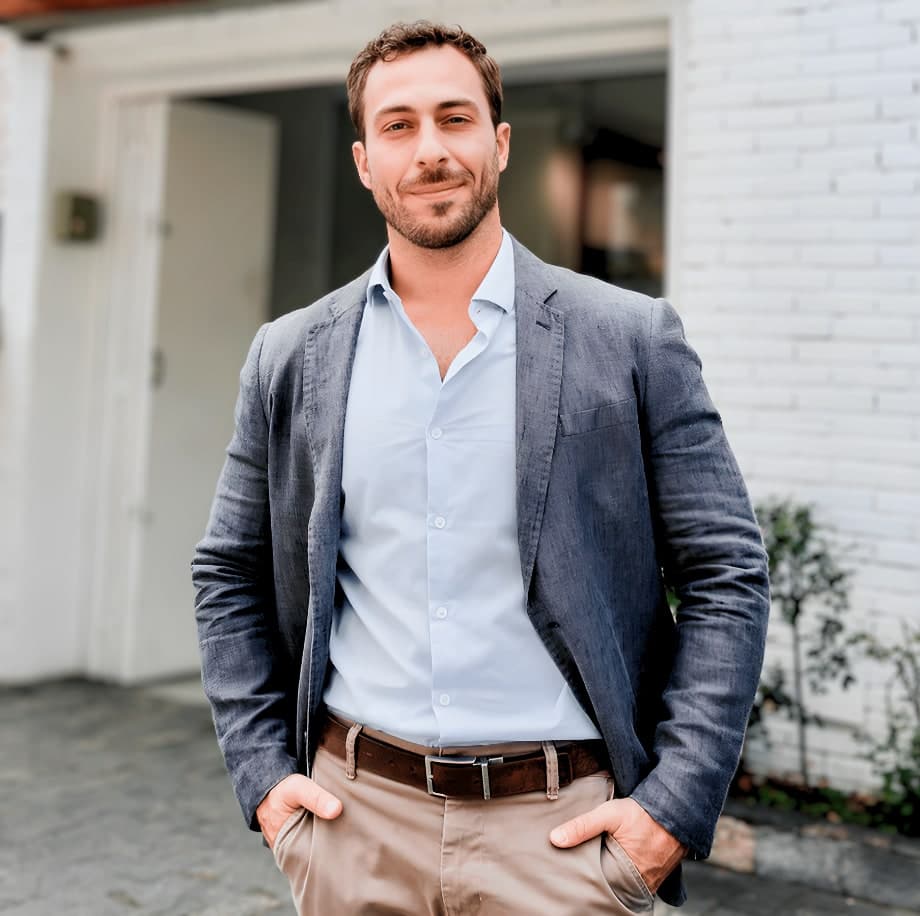 Dr. Pedro Hamra